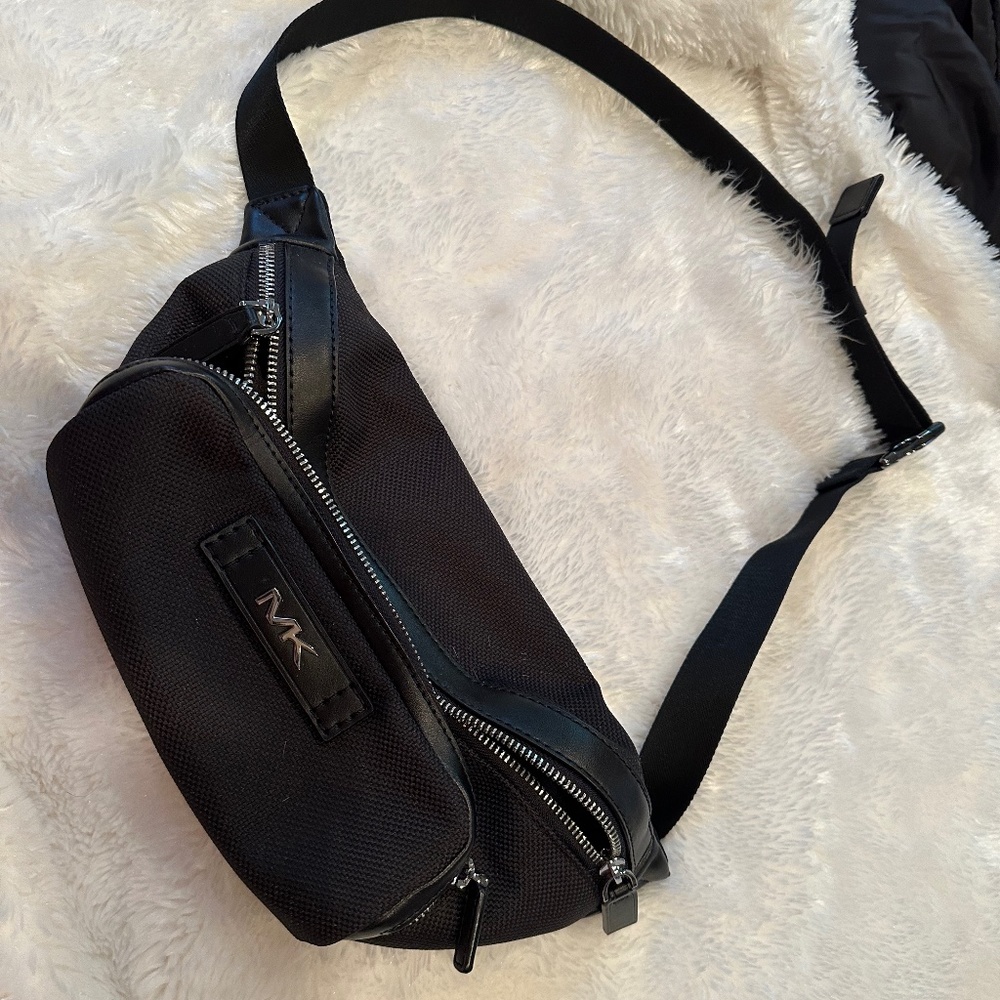 MK Crossbody bag